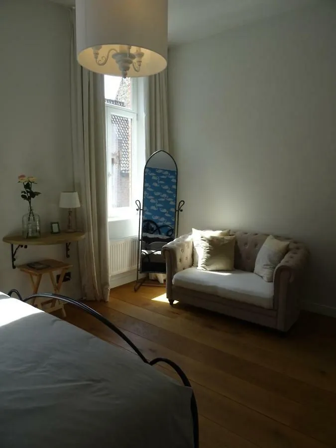 B&B Val Des Roses Μπριζ